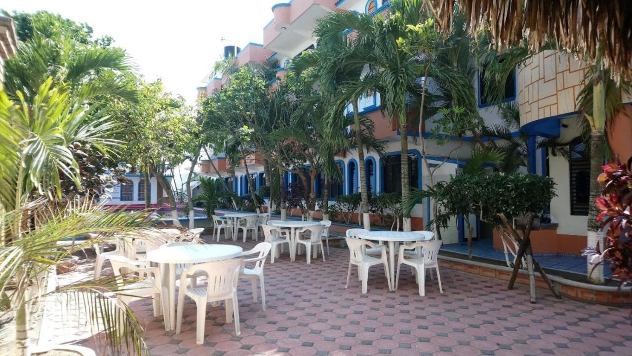 Hotel Real Del Quijote A Solo 50 Metros De La Playa Tecolutla Exterior photo